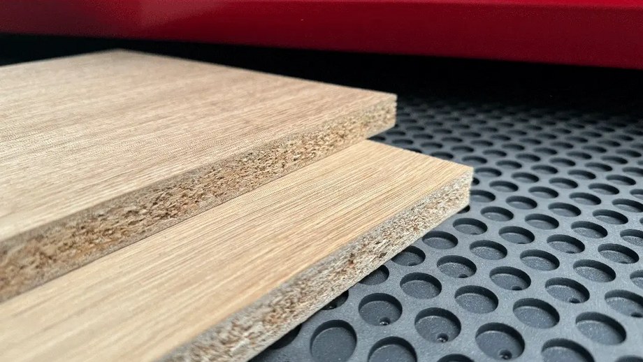 Veneer woodworking