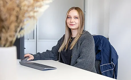Buero Mitarbeiterin