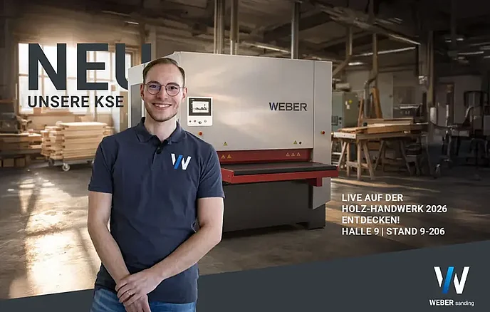 Weber Mitarbeiter vor neuer KSE Schleifmaschine in Werkstatt